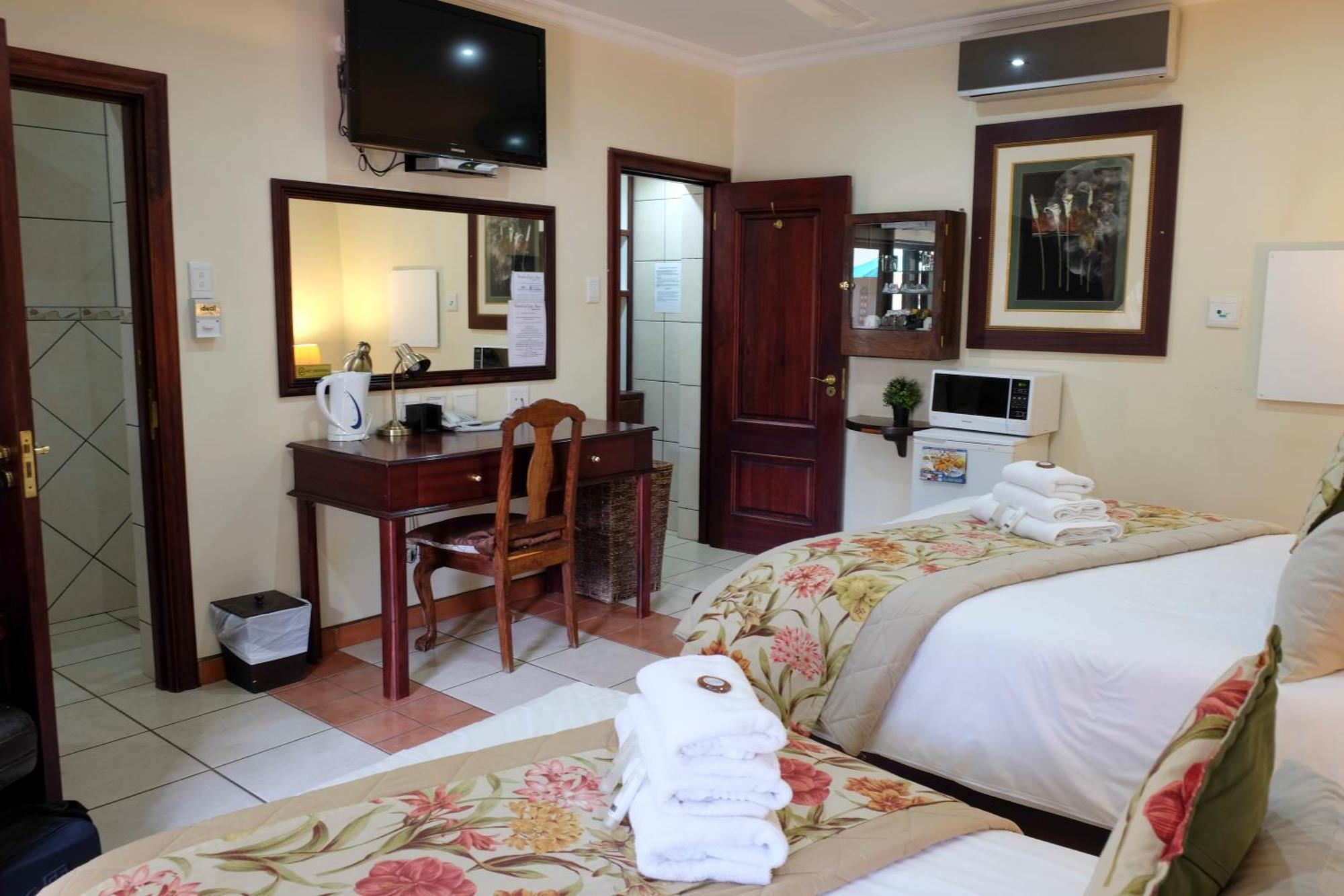 Waterkloof Guest House Претория Стая снимка