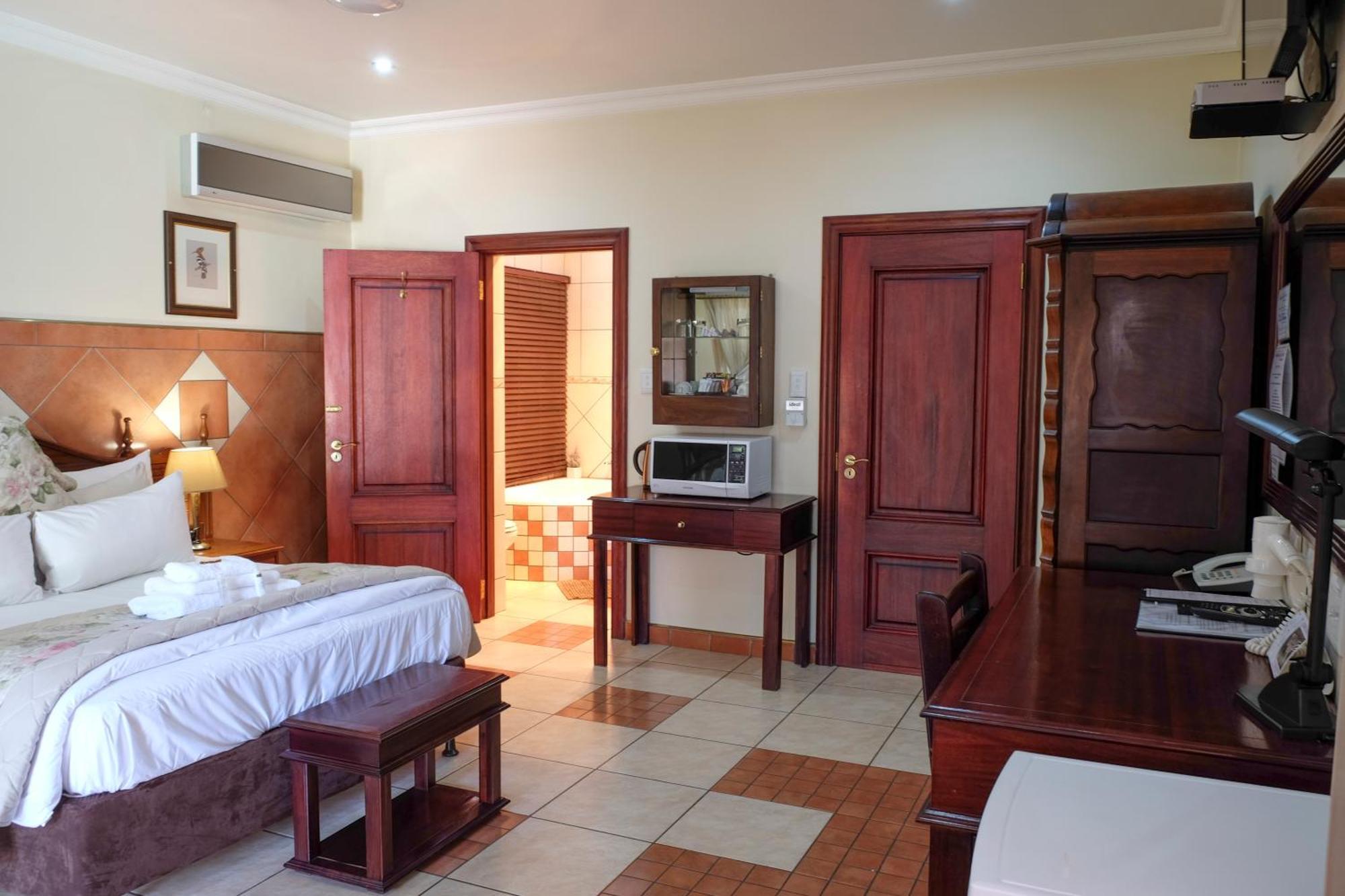Waterkloof Guest House Претория Стая снимка