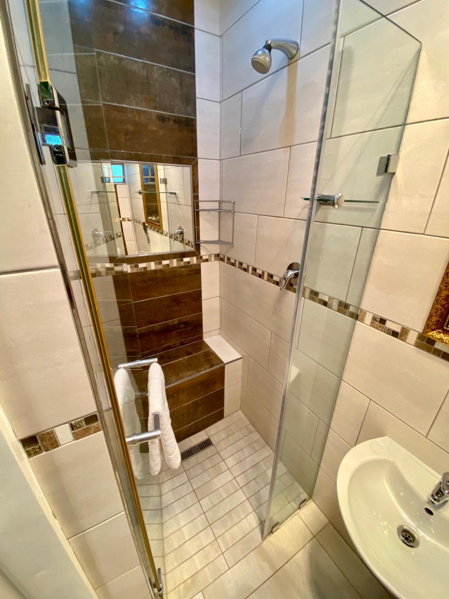 Waterkloof Guest House Претория Екстериор снимка