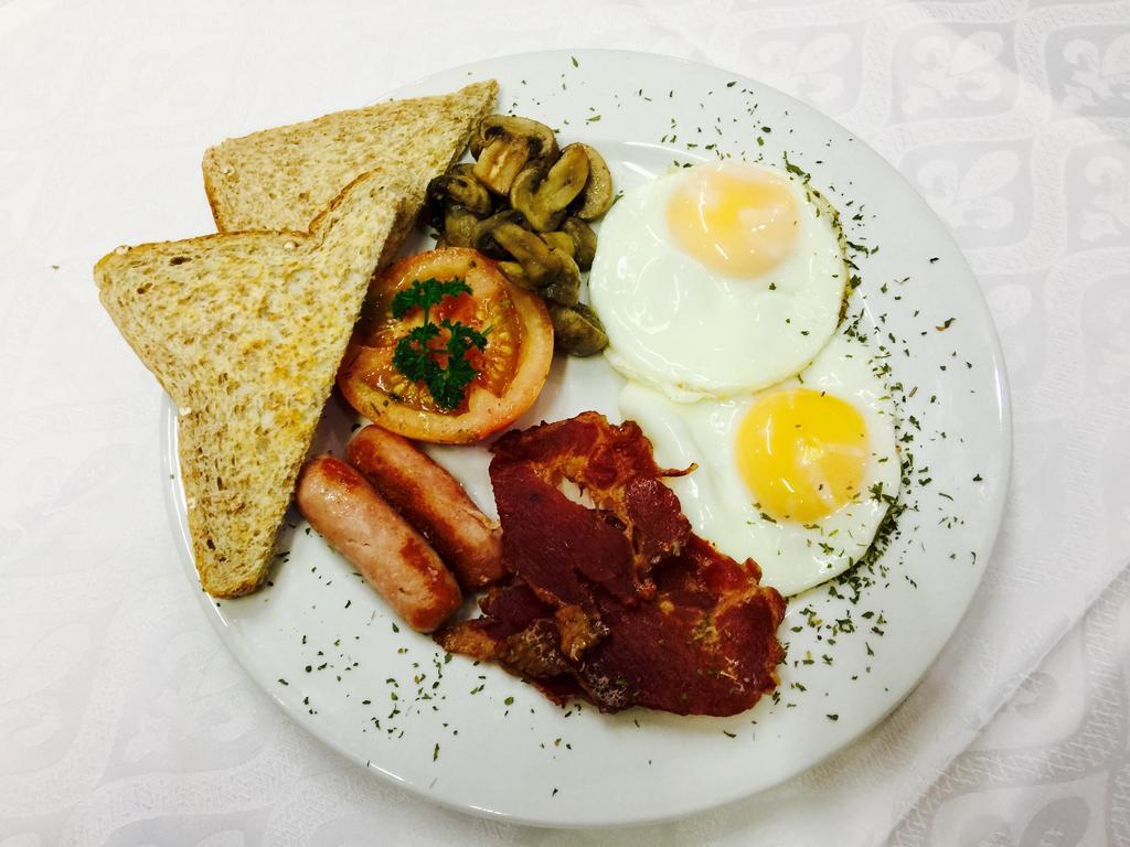 Waterkloof Guest House Претория Екстериор снимка